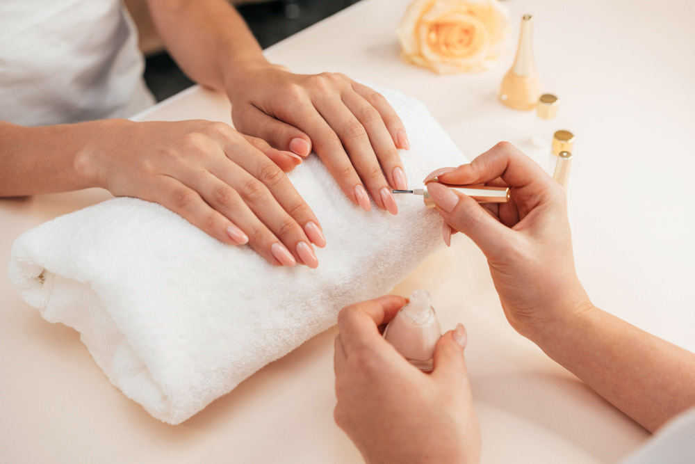 Relaxing facial massage treatment at Body Contour beauty salon, Stalybridge